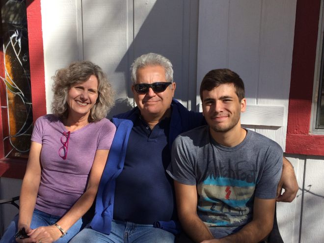 15069153_962804097156892_2077733355811966555_o-1